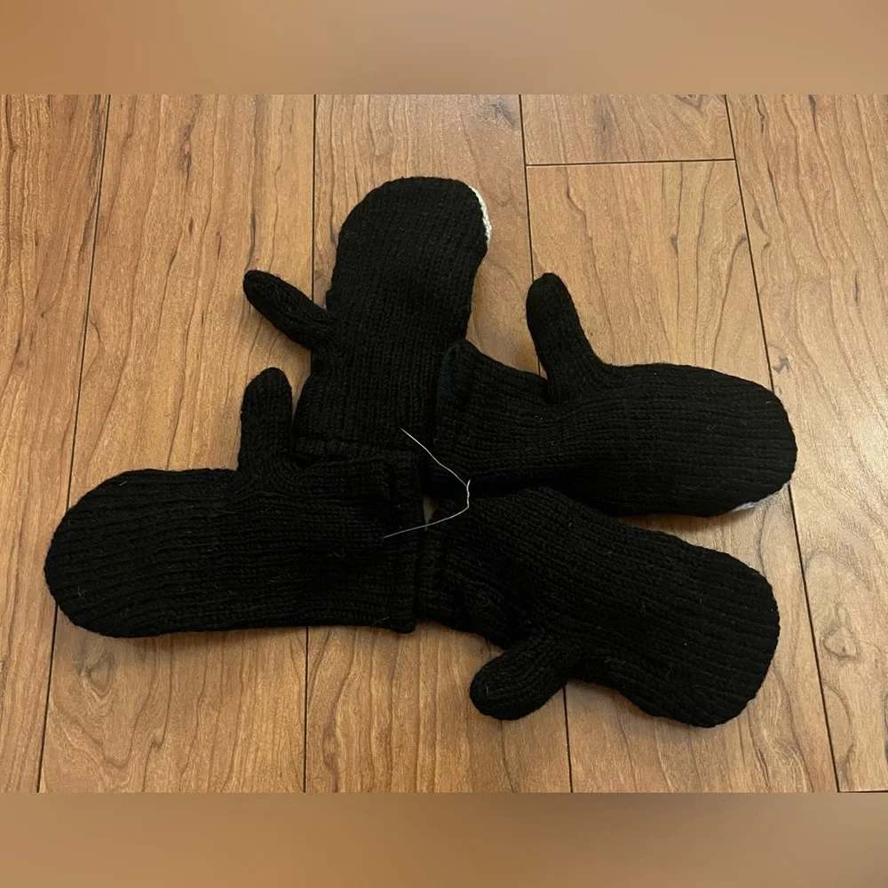 PENGUIN MITTENS Kids' 100% Wool puppet Penguin BOW TIE LINED Boys Girls Animal